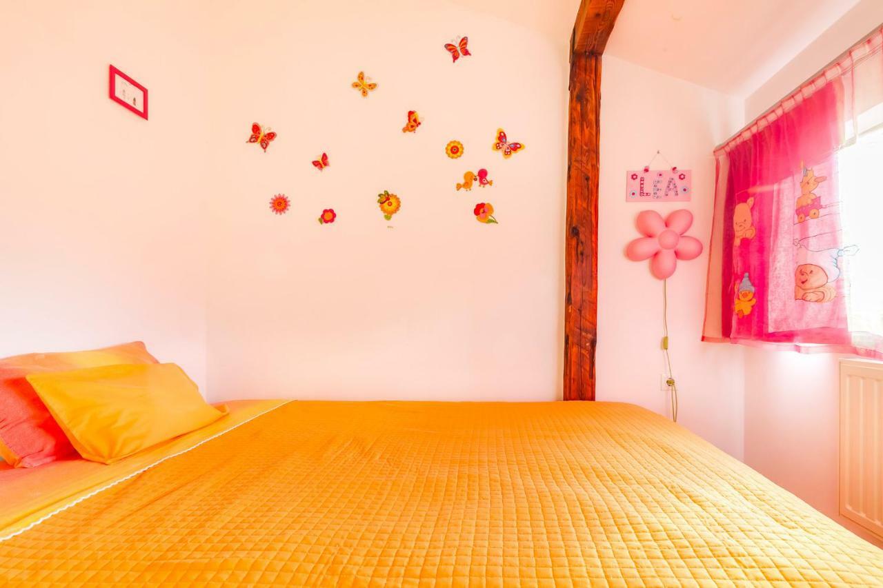 Apartment Lena Rijeka Bagian luar foto