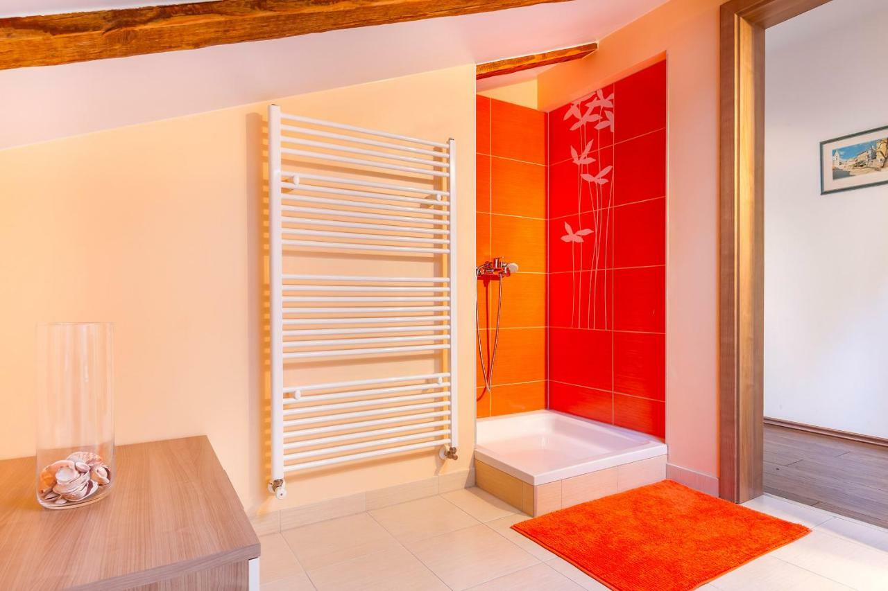 Apartment Lena Rijeka Bagian luar foto