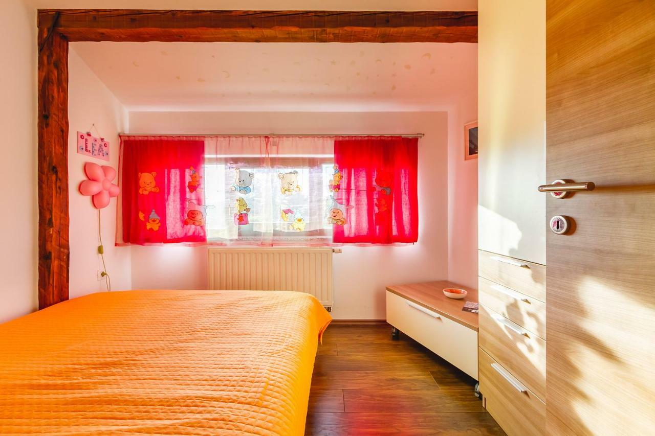 Apartment Lena Rijeka Bagian luar foto